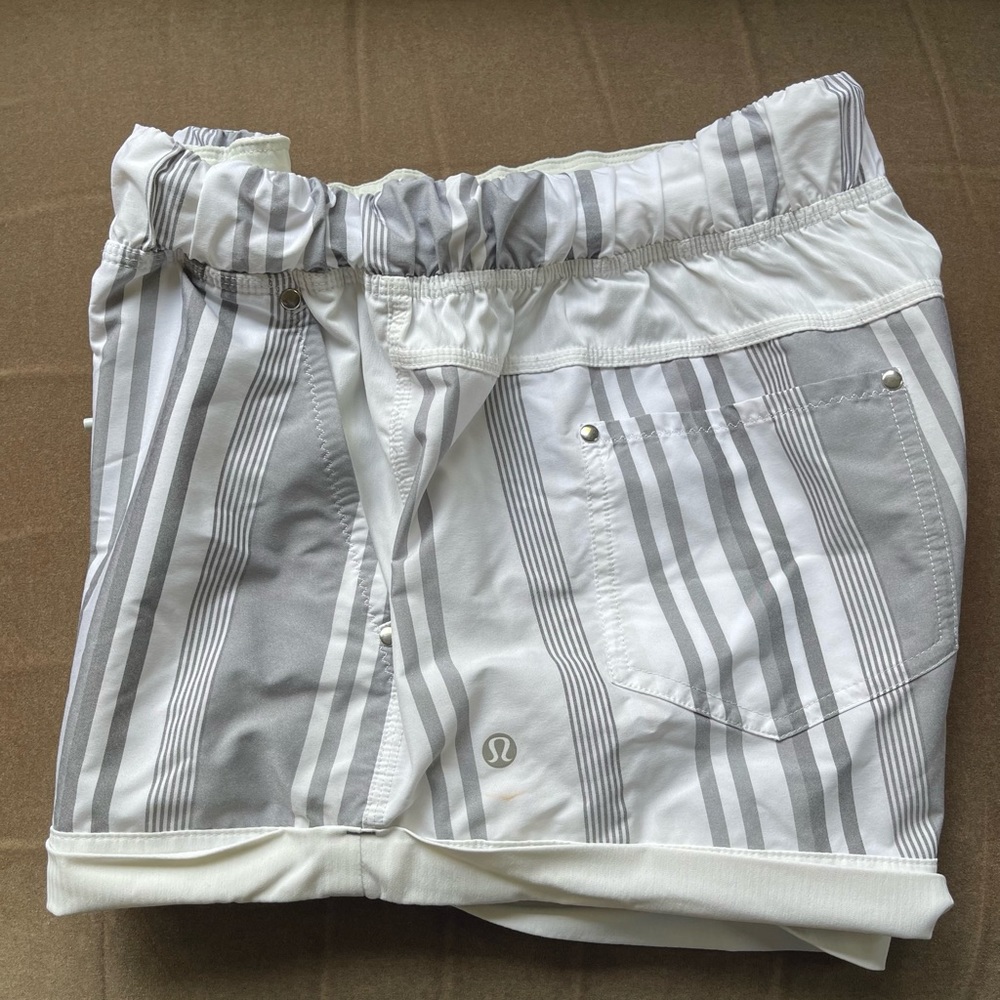 Lululemon casual shorts